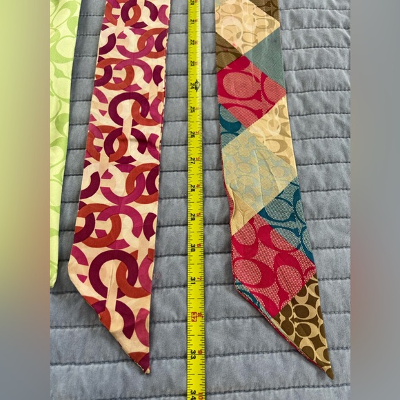 Set of 3 Vintage Coach Scarves - Picture 7 of 9